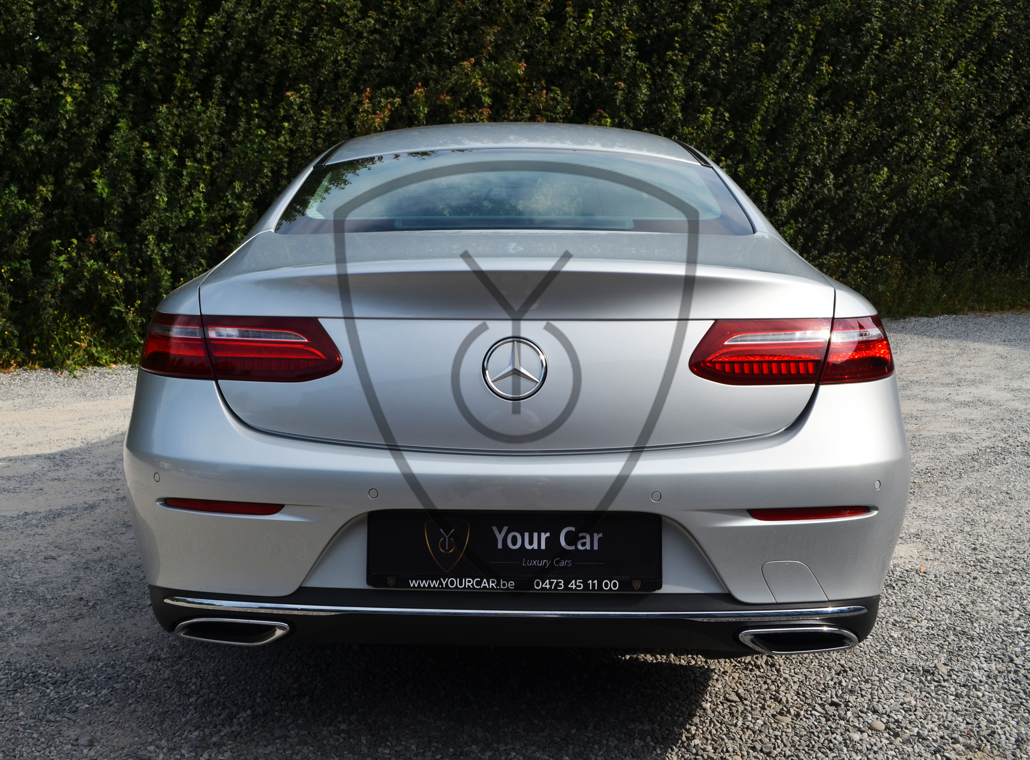 MERCEDES-BENZ-E220 — image 25